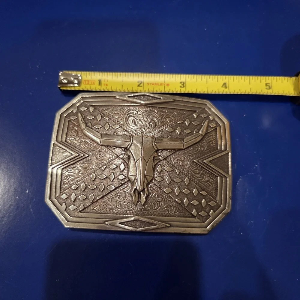 Western Longhorn Steer Head Pewter Tone Belt Buckle Geometric Design